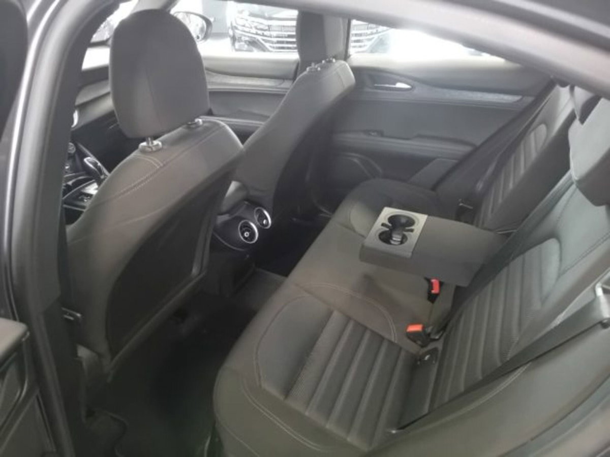 Alfa Romeo Stelvio Stelvio 2.2 Turbodiesel 210 CV AT8 Q4 6C Villa D'este (12)